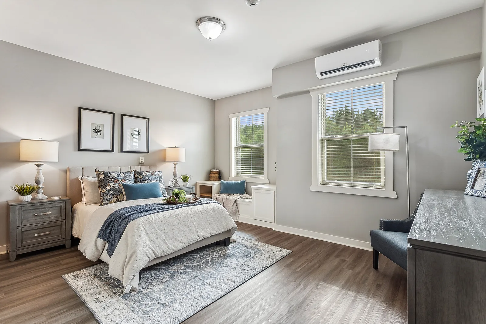 01_100WestminsterCourt_2001_HiRes