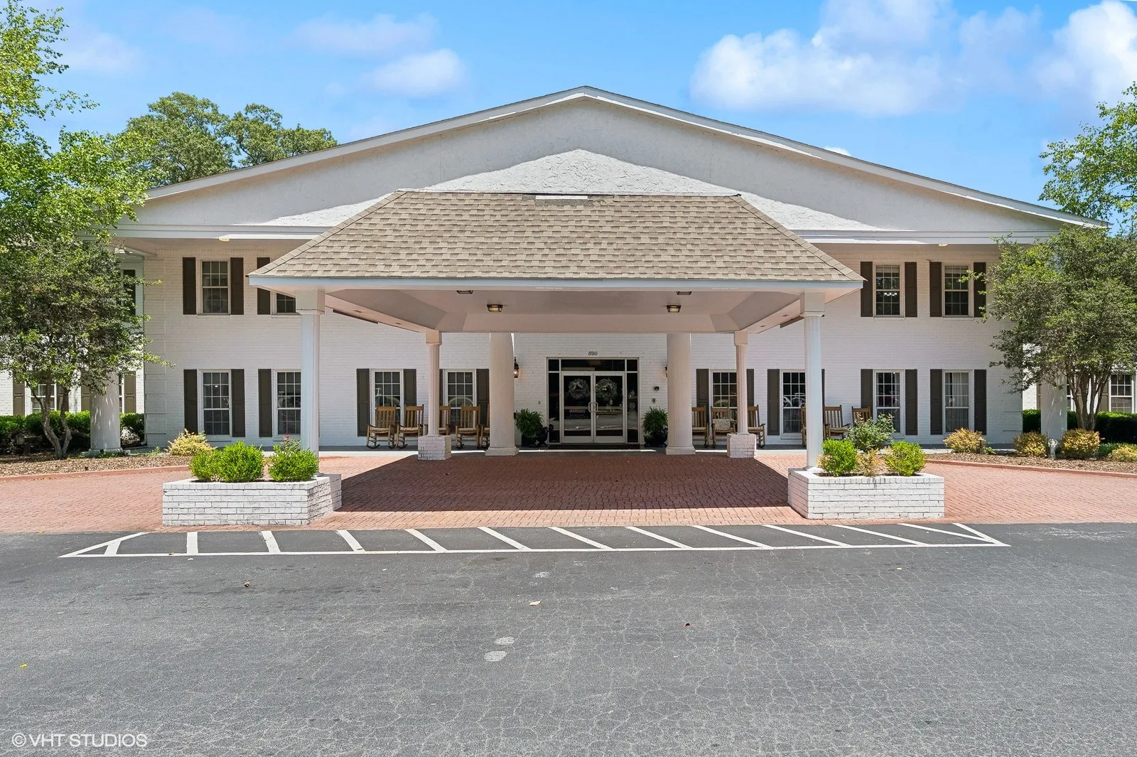 01_580TommyLeeFullerDrive_2001_Large