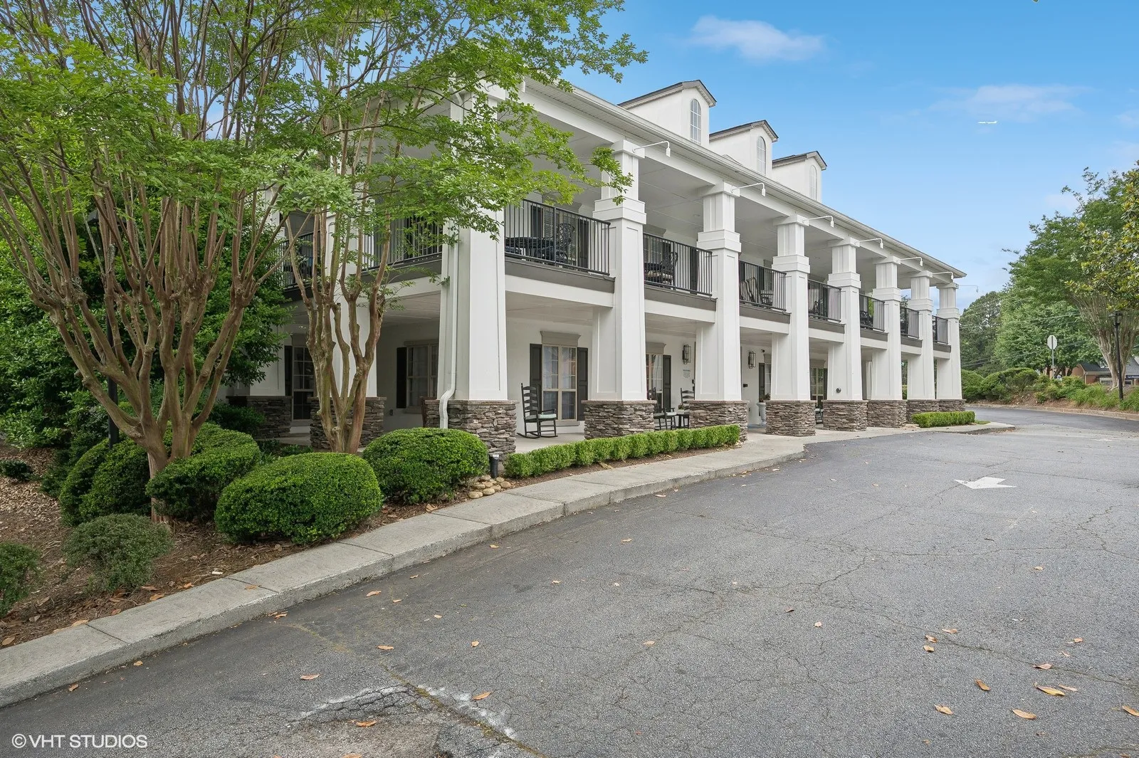 01_9SherwoodLaneSE_2003