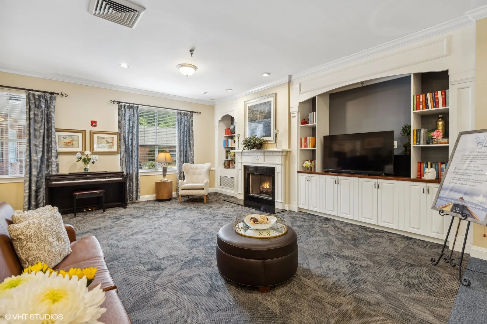 02_2184ParkwayLakeDrive_2007_Large