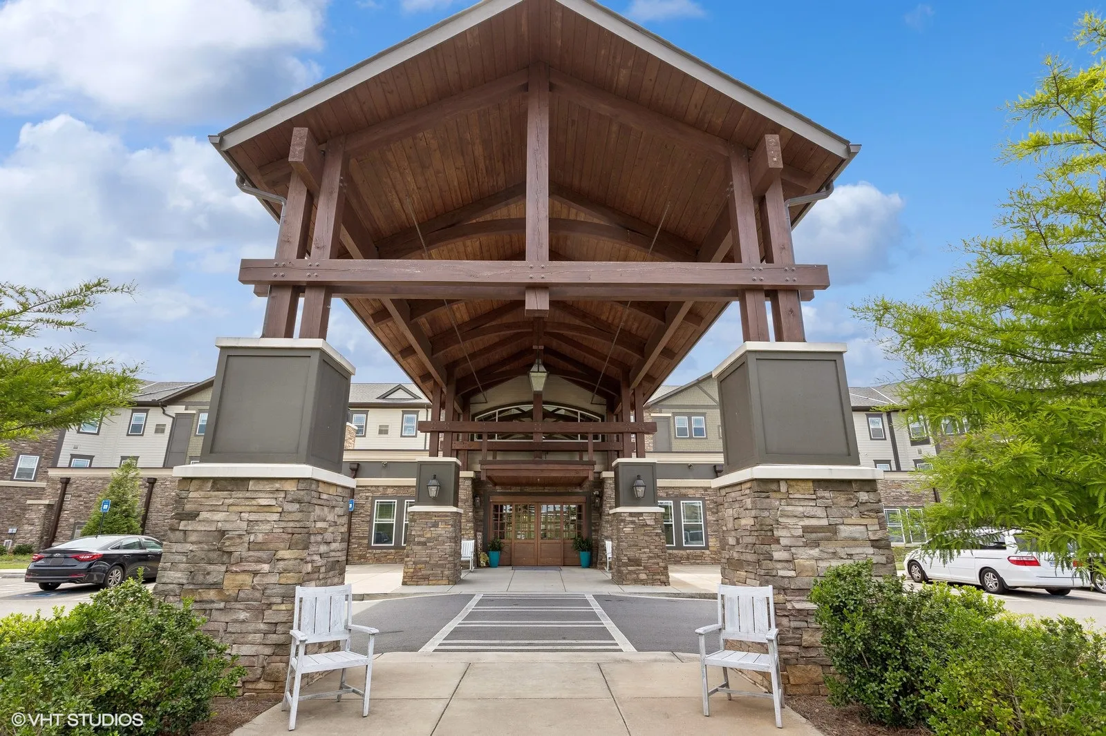 02_9651UnionHillRoad_84_Entryway_Large