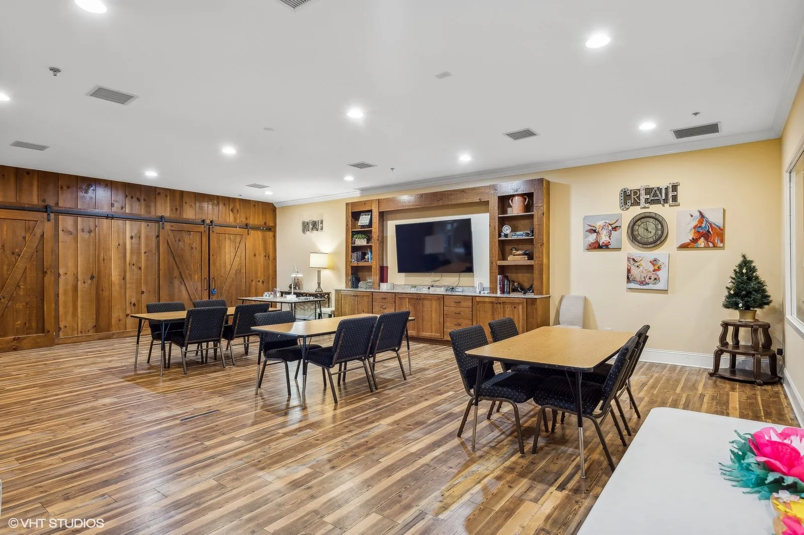 03_190SammyMcGheeBlvd_102_Location2_Large