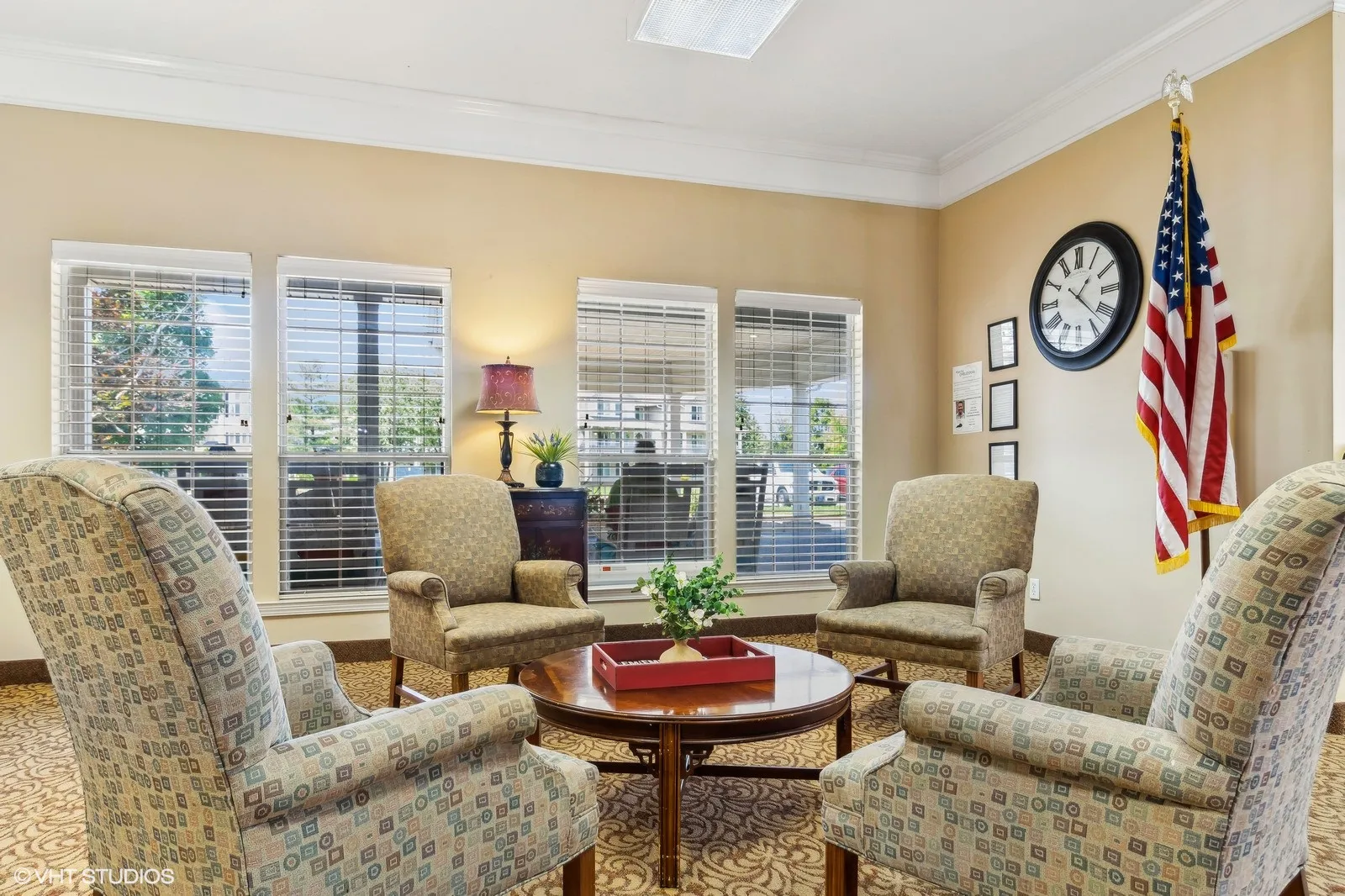 04_1700ElmdaleRoad_2004_Large