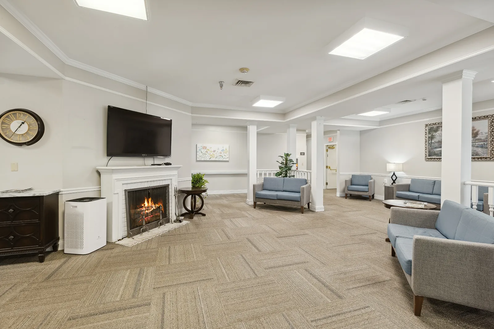 05_413CoxBoulevard_2011_HiRes