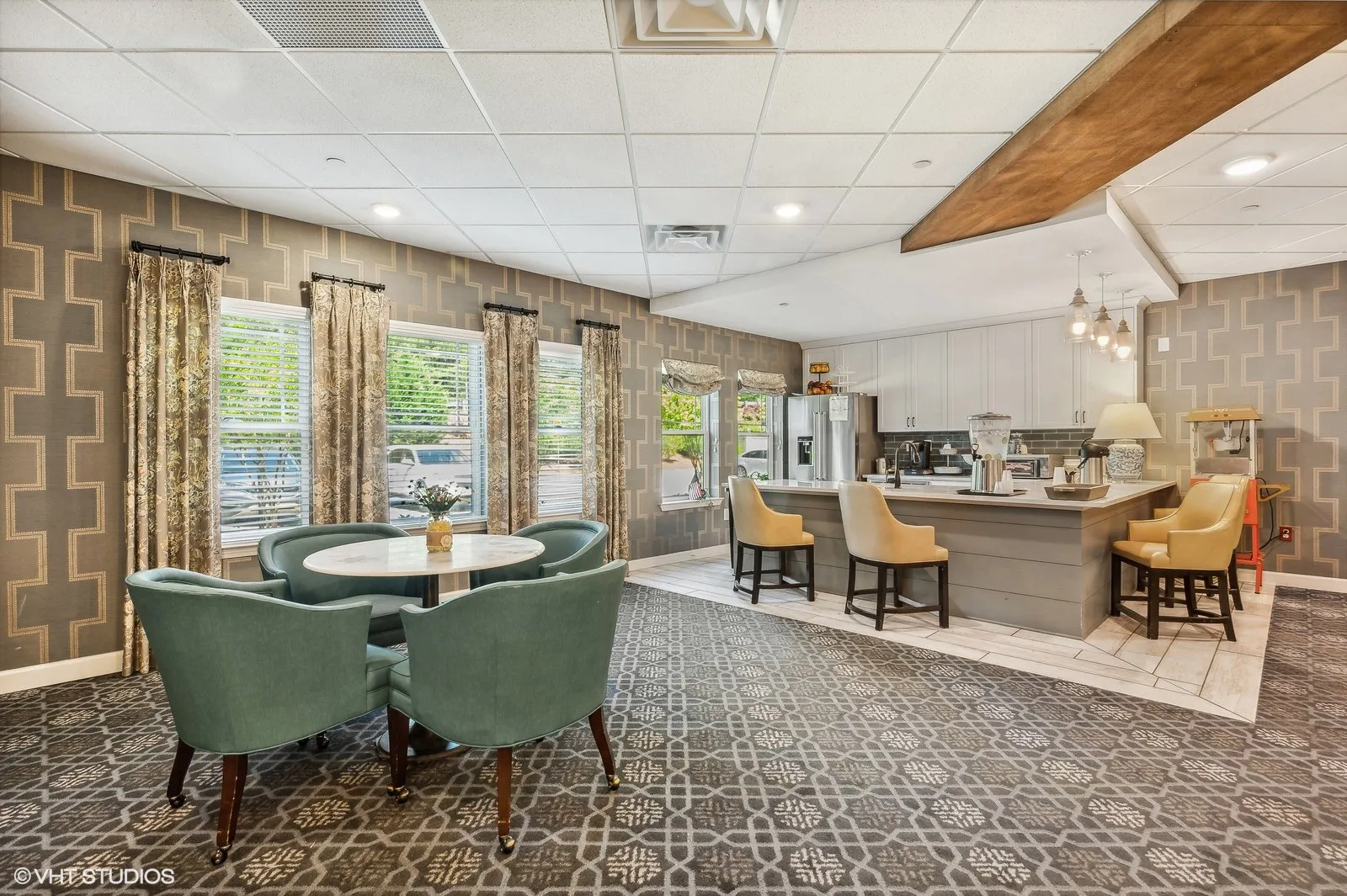 06_90RuthLane_2009_Large