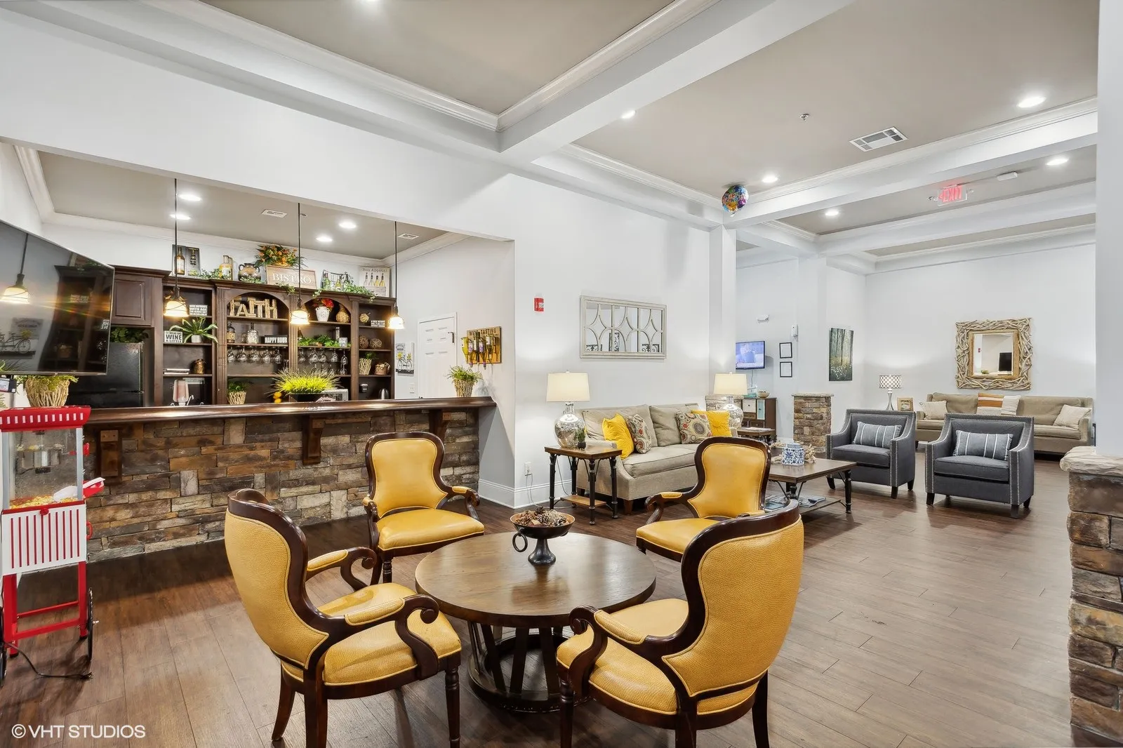 09_3333ECherokeeDr_215_Location15_Large