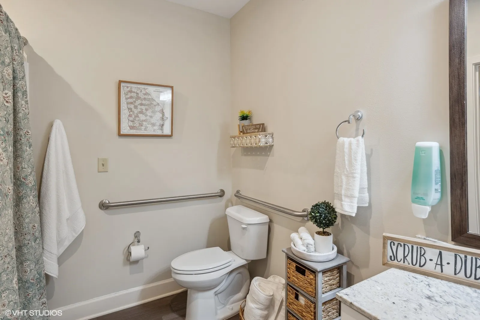 09_9651UnionHillRoad_8_Bathroom_Large