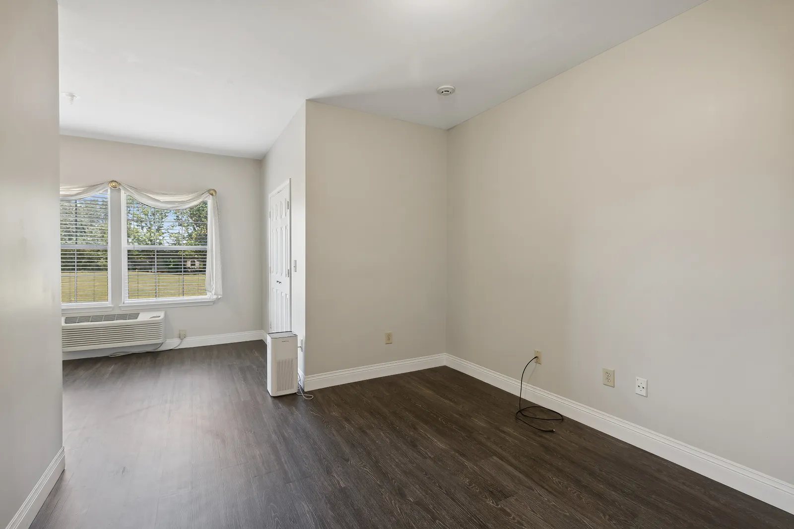 10_413CoxBoulevard_2023_HiRes