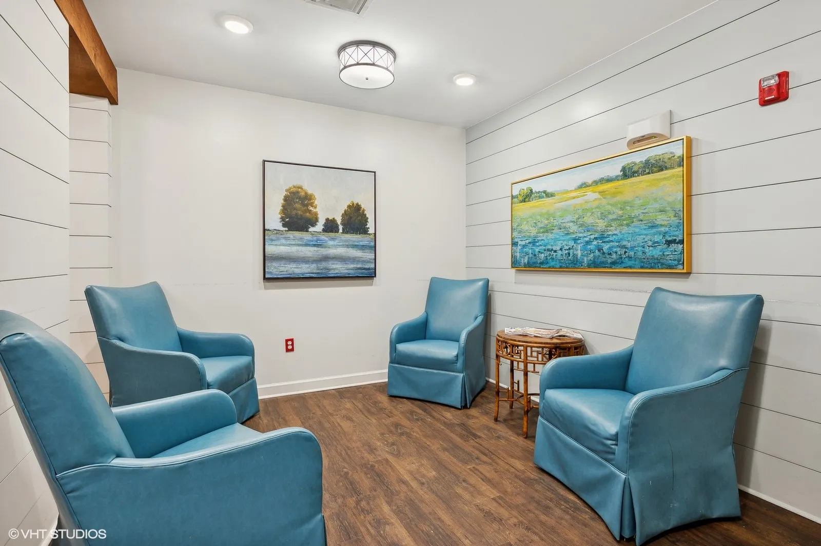 10_90RuthLane_2019_Large