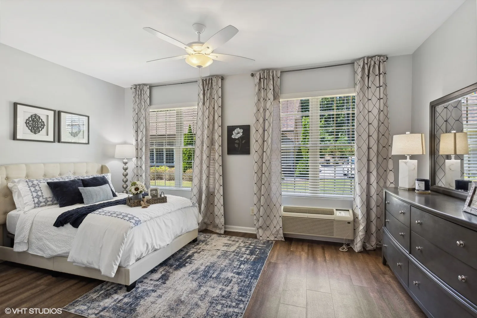 14_3333ECherokeeDr_231_Location31_Large