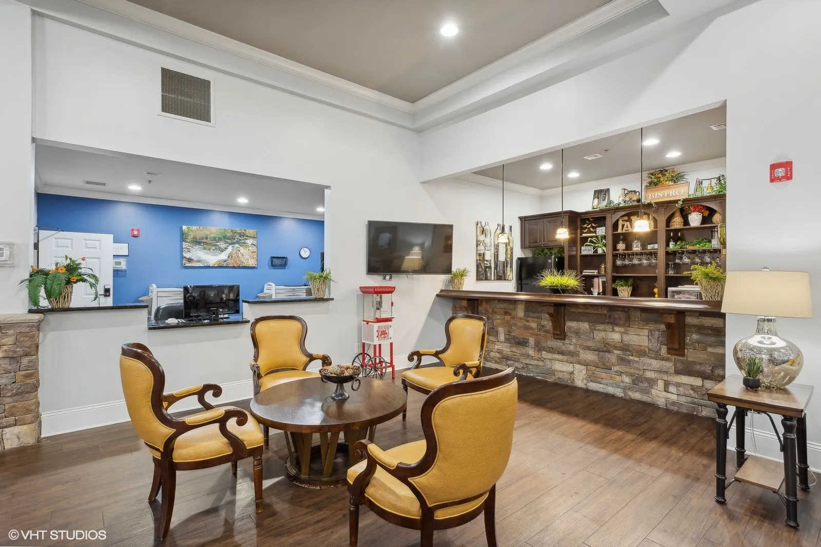 15_3333ECherokeeDr_2017_Large