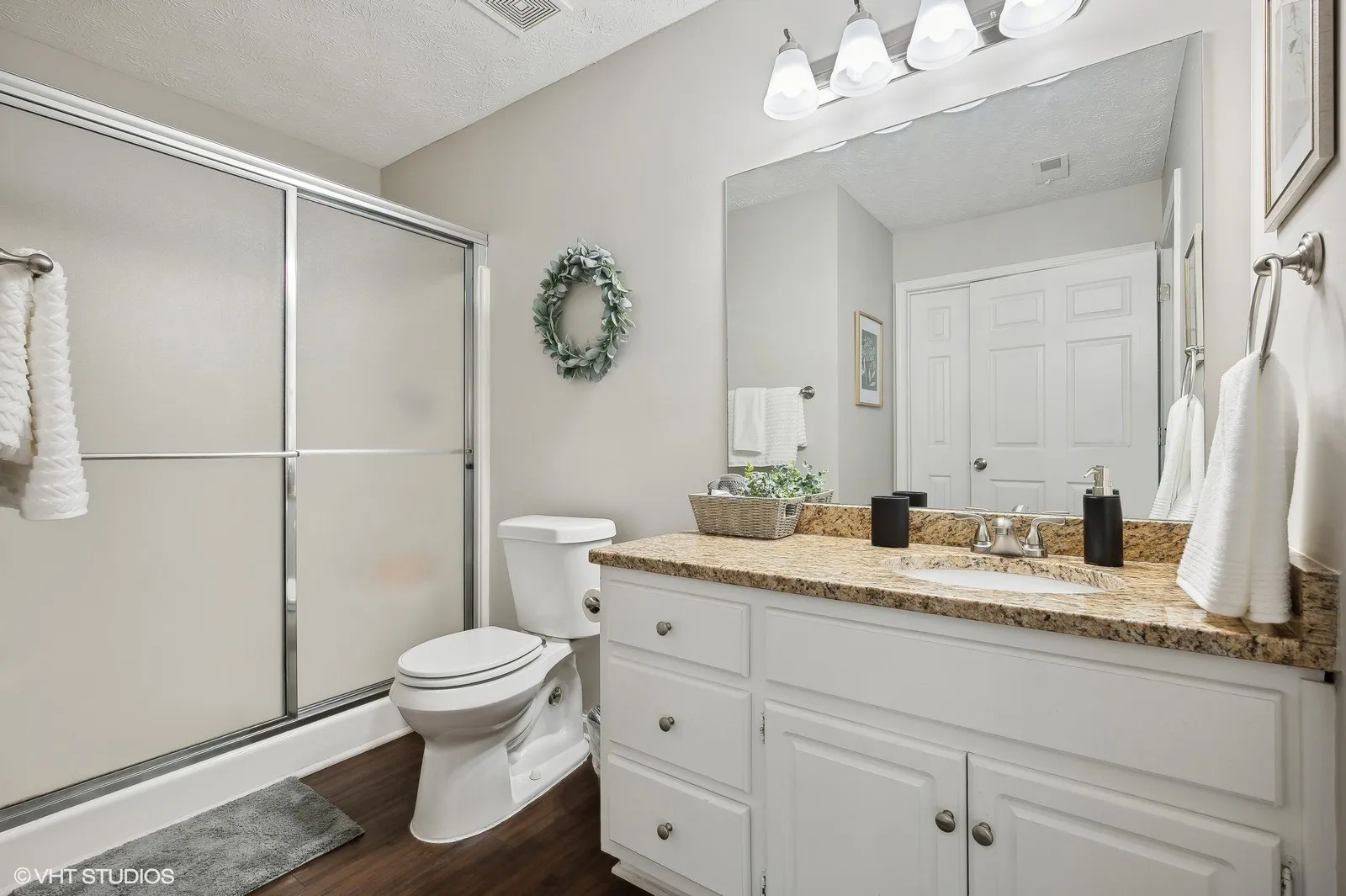 22_580TommyLeeFullerDrive_2039_Large