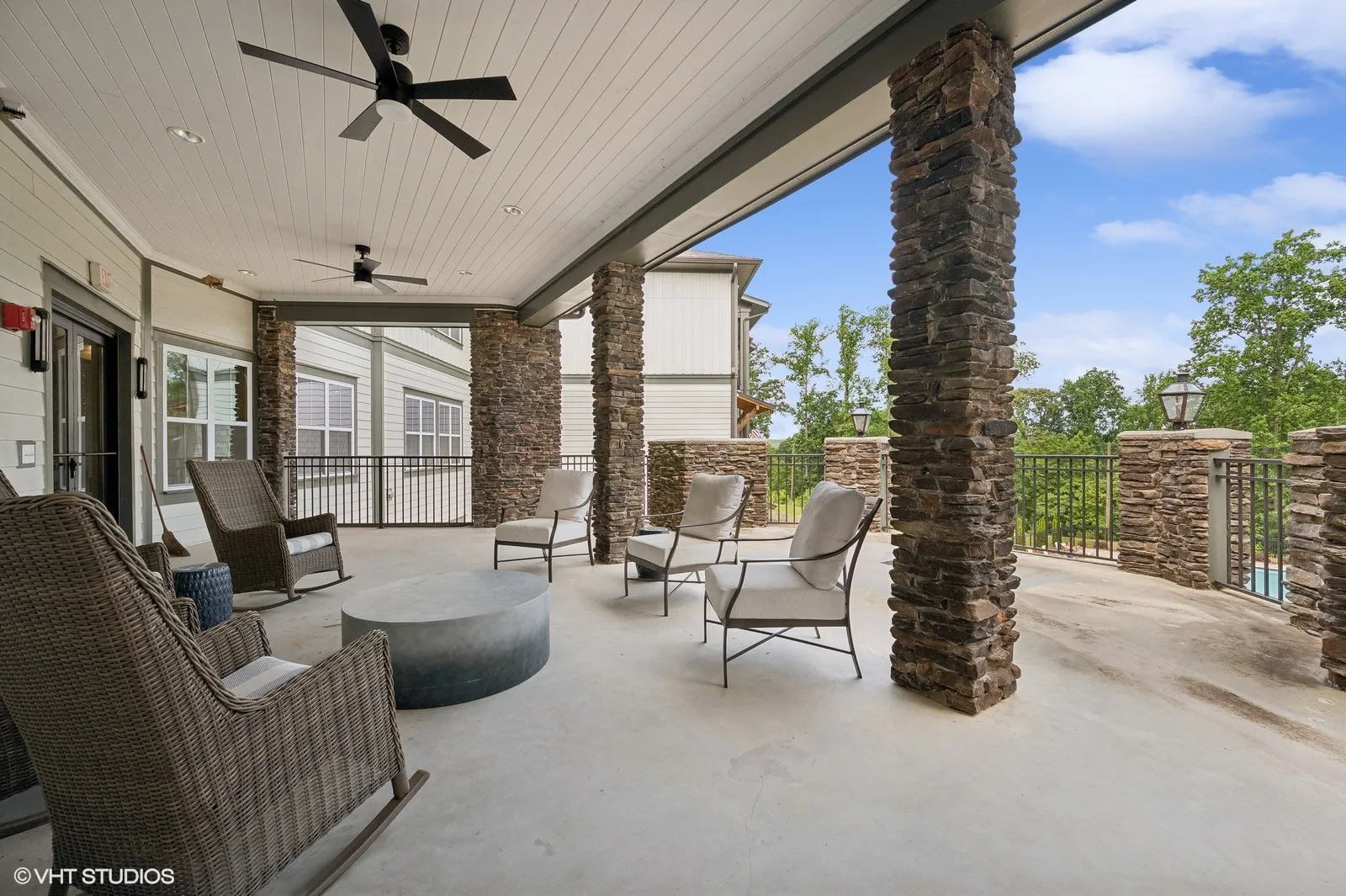 23_1929FriendshipRoad_2040_Large