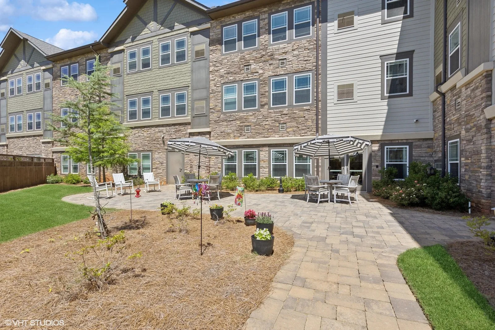 24_9651UnionHillRoad_221_Location21_Large