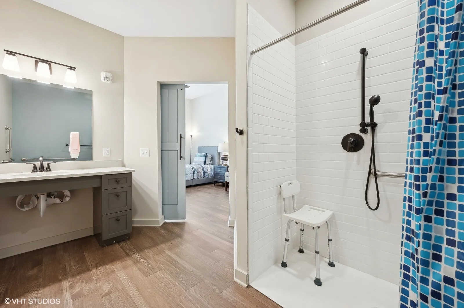 34_1929FriendshipRoad_2062_Large