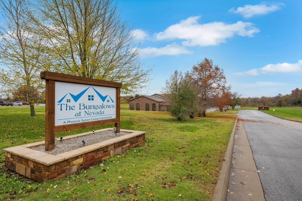 640_E_Highland_Ave_Nevada_MO_64772_USA-Exterior-DSC0304