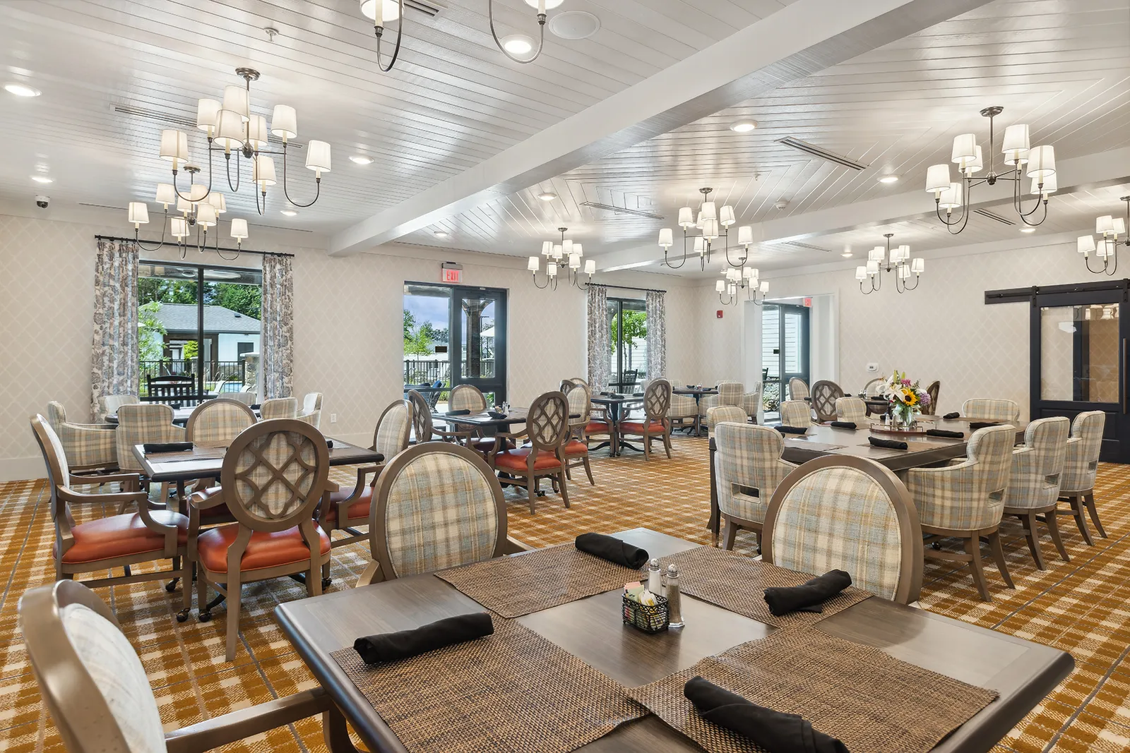 02_1200WillowViewDrive_2008_HiRes