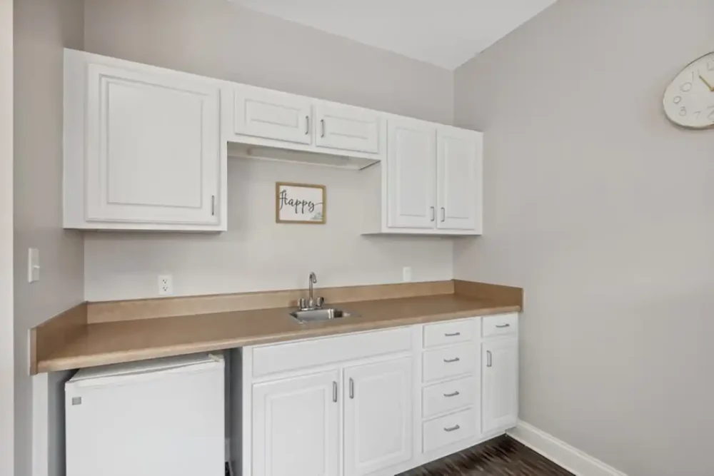 Priceville-11-Model-Studio-Apartment-Kitchenette-1000x667