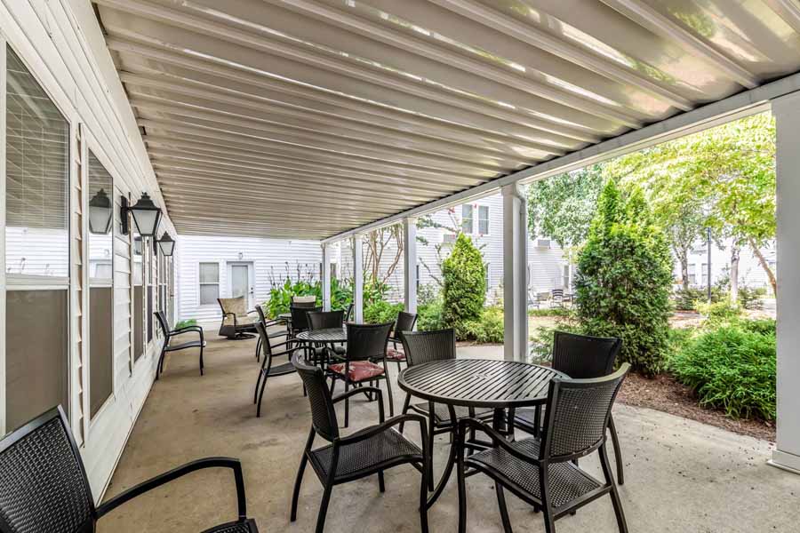 Vestavia-Hills-15-Courtyard