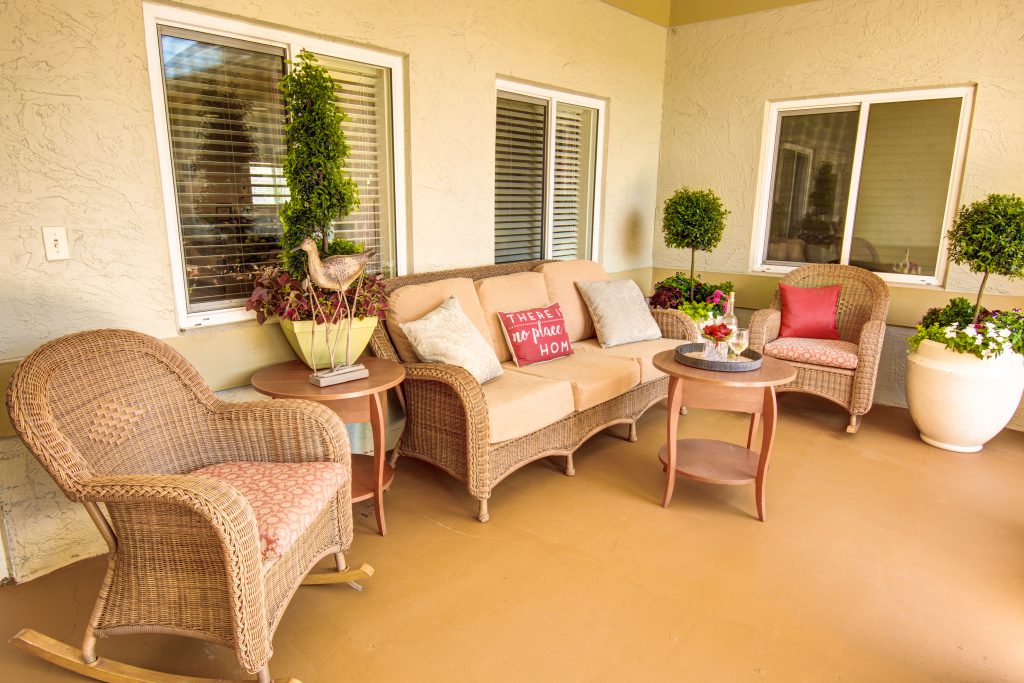 13_The-Lynmoore_Patio-1024x683