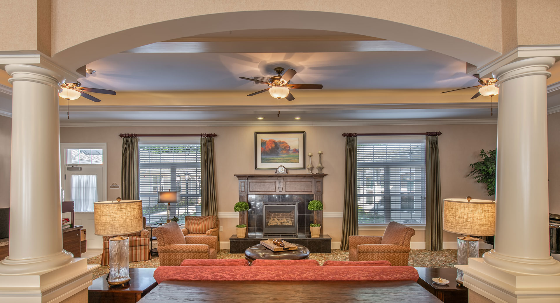 DEC-living-fireplace