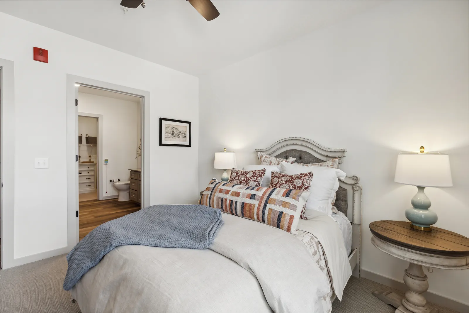 11_1200WillowViewDrive_2027_HiRes