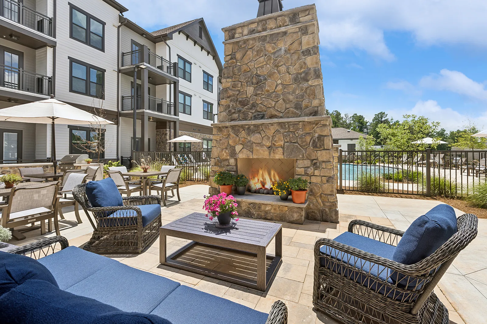 52_1200WillowViewDrive_2116_HiRes
