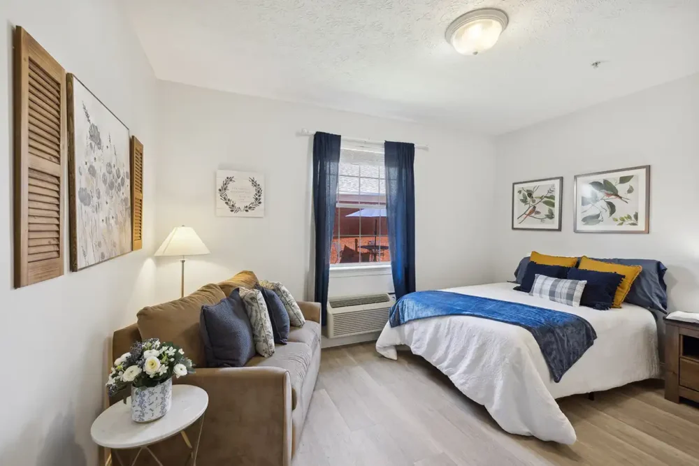 08-Neighborhood at Dothan-Model-Studio-Apartment-1000x667